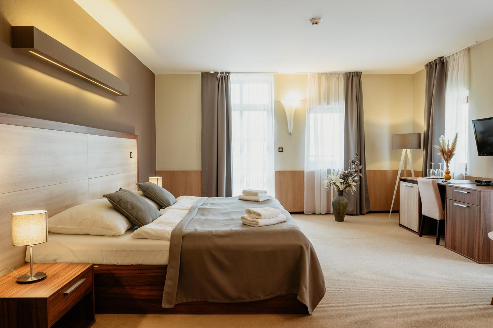 Hotel Golf Resort Olomouc Dolany Kültér fotó