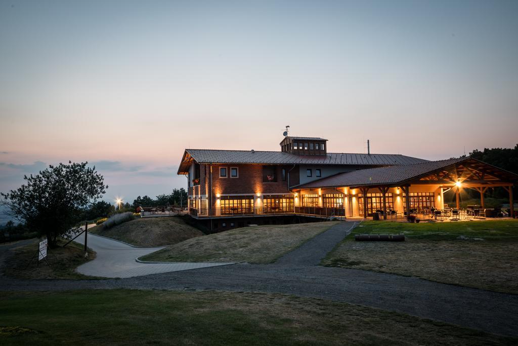 Hotel Golf Resort Olomouc Dolany Kültér fotó